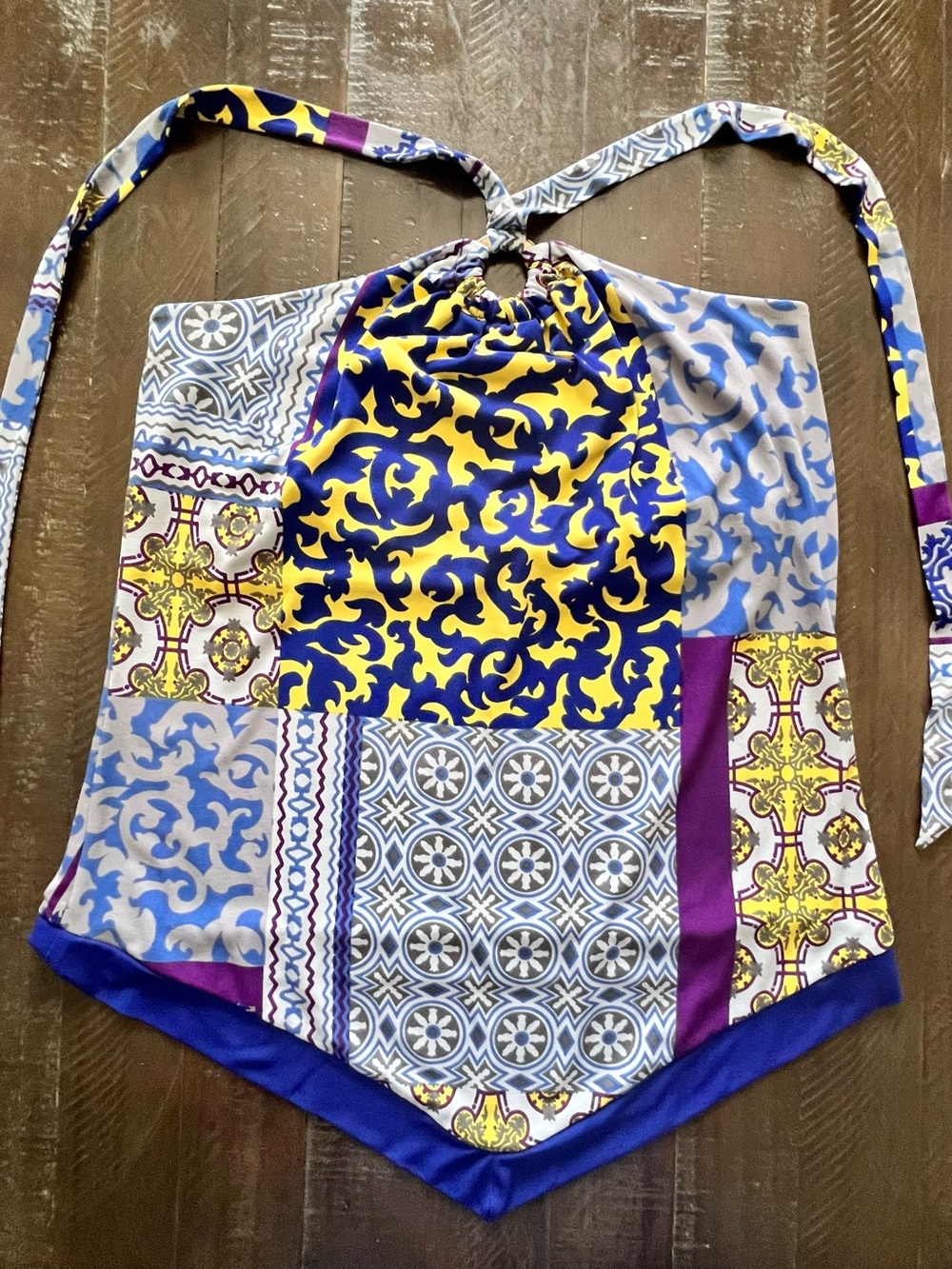 Miss Tina By Tina Knowles Halter Handkerchief Top Woman’s Small (4/6)